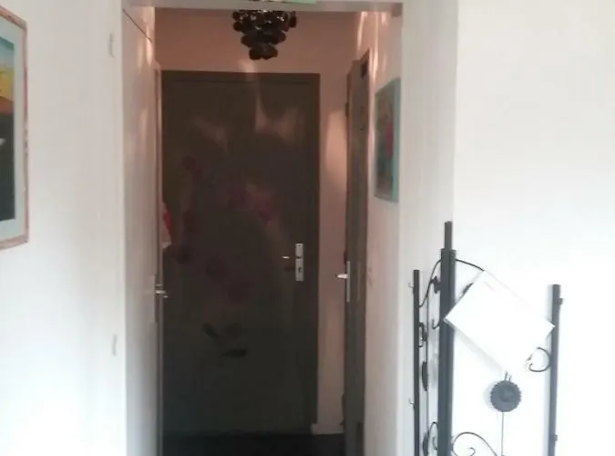 شقة Proche Avec Jardin Ensoleille